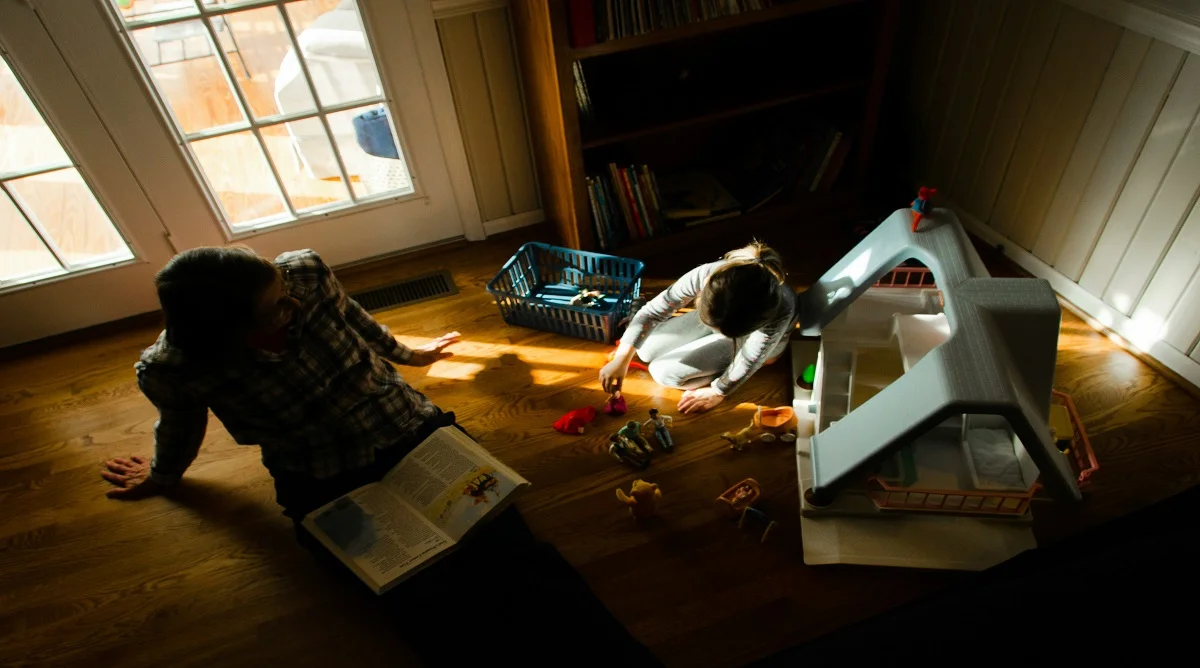8 Simple Evening Family Activities That Help Children Wind Down