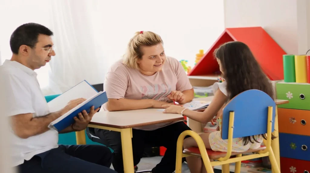 Parent supporting learning confidence during the kindergarten year