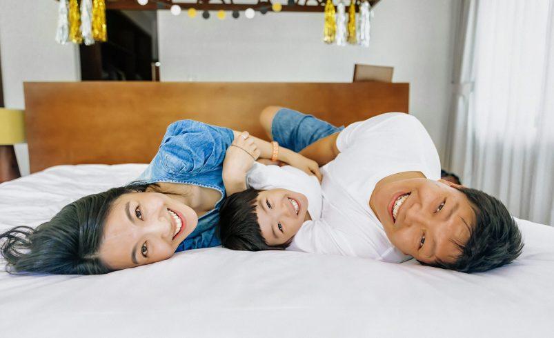 Family morning routine showing common morning routine mistakes at home
