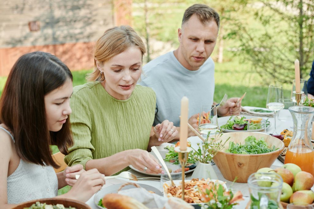 Healthy family communication during a distraction-free family meal