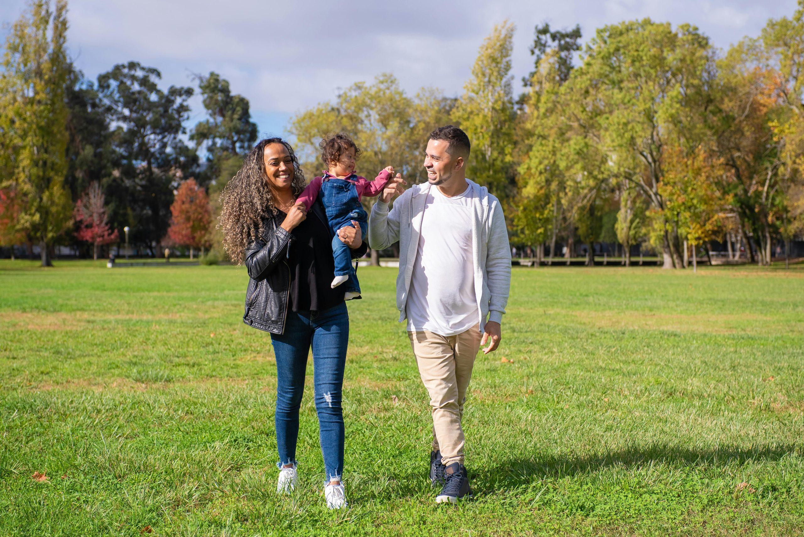 10 Outdoor Family Activities That Support Healthy Child Development