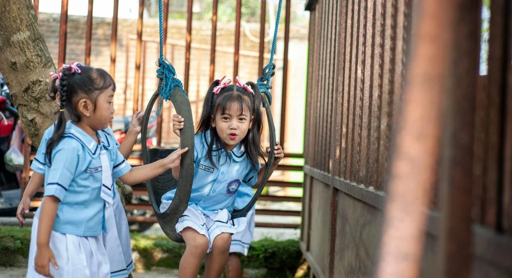 Why Children Start Comparing Themselves to Others During the School Years