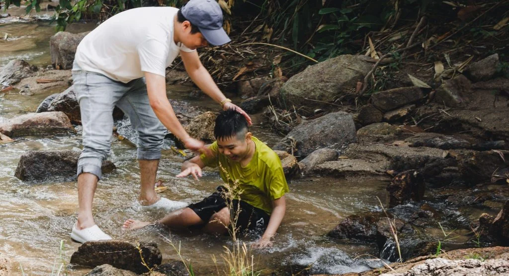 Parent helping child gain perspective after an embarrassing moment