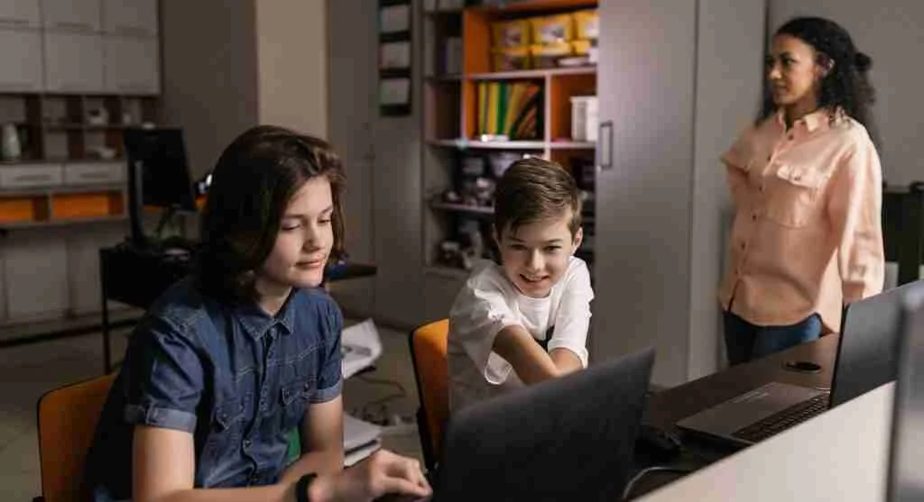 Child stepping away from repeated pressure in an online conversation
